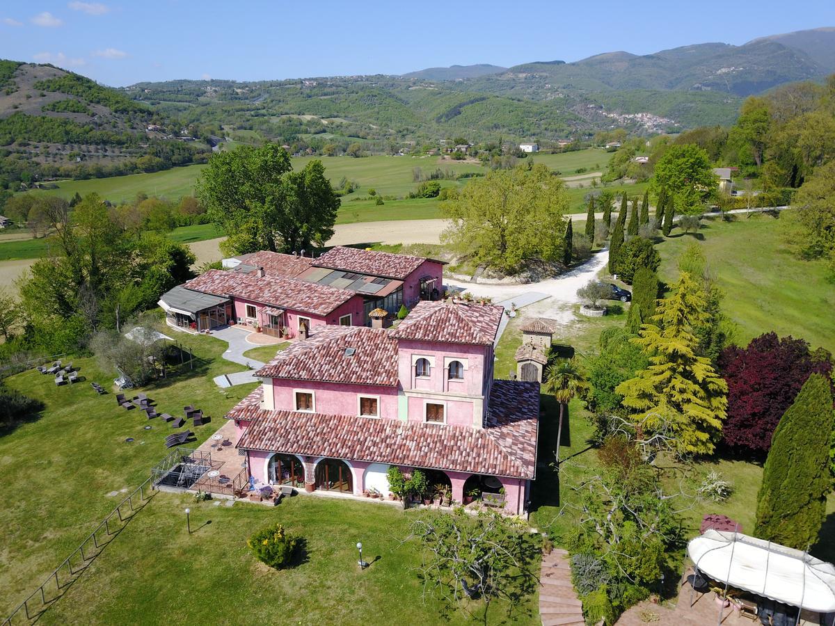 Tenuta Due Laghi Rivodutri Luaran gambar